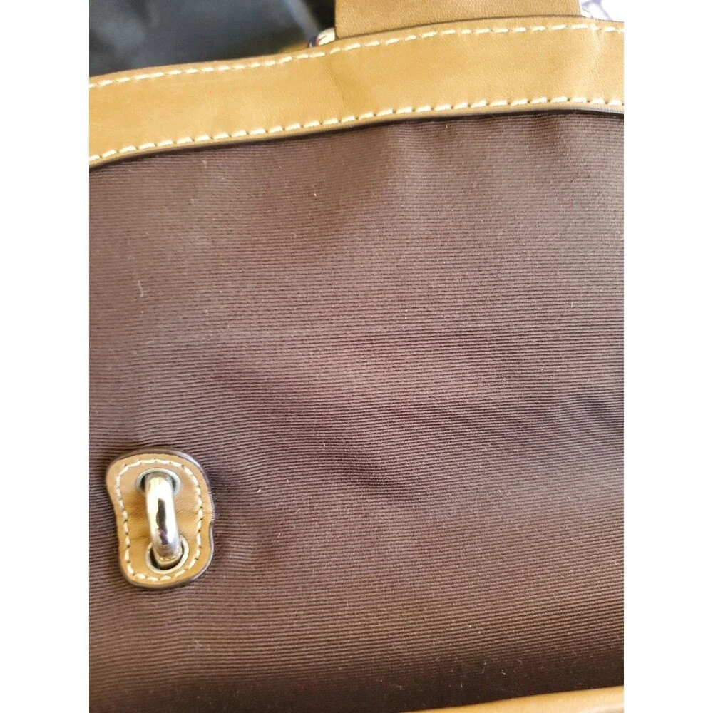 Coach Soho Signature C Buckle Flap Shoulder Bag Camel Tan Leather Trim 6349